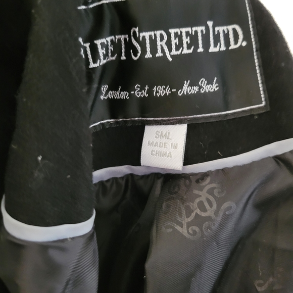 Fleet Street Ltd. Winter Pea Coat. Black with removable faux fur trim. - Picture 6 of 9